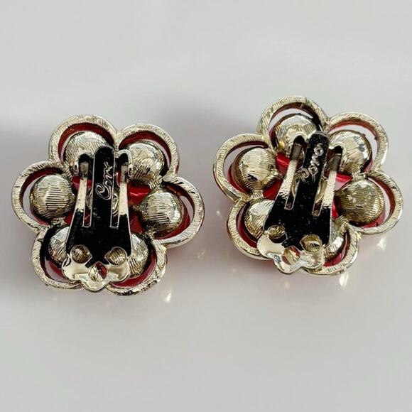 Vintage Coro Flower Clip On Earrings Red - Picture 7 of 13